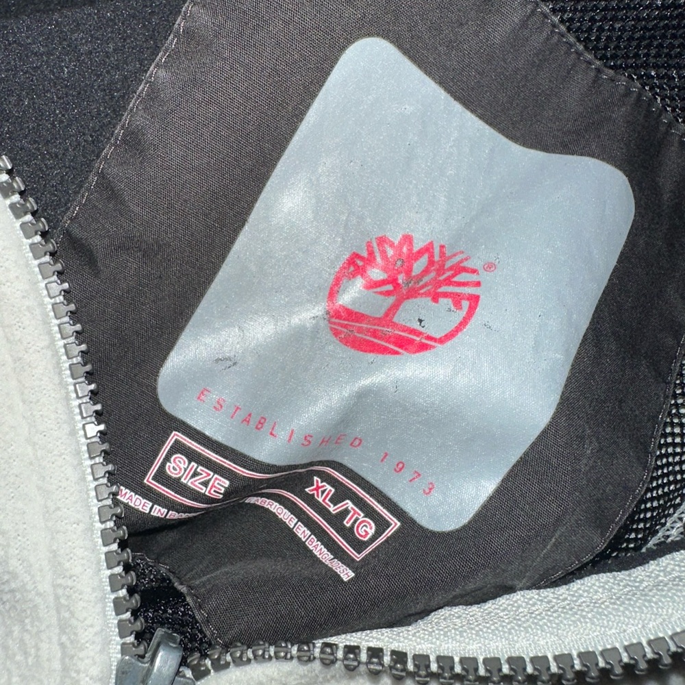 Timberland zip up jacket - Picture 2 of 8